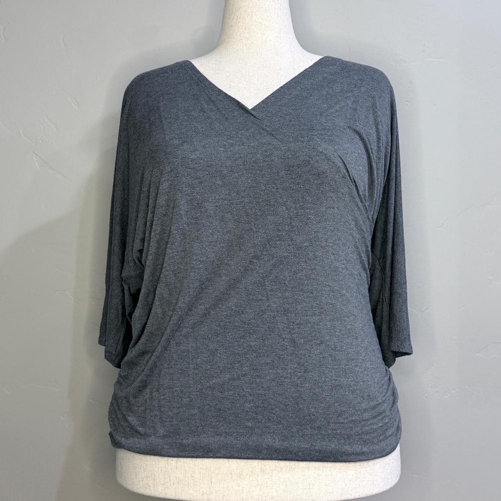 In'Voland Plus Size Gray Draped Dolman Sleeve Top – Size 18W